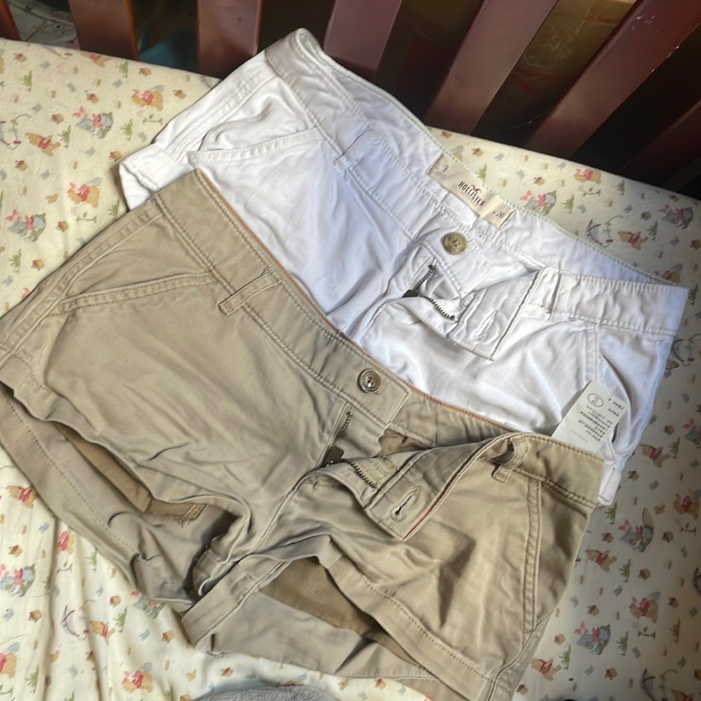 Hollister Beige and white Shorts